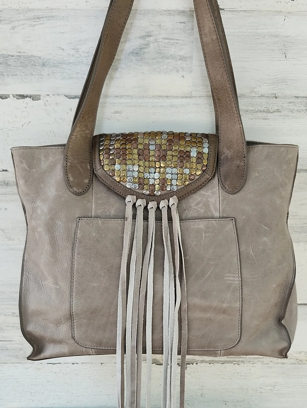 LUCKY BRAND LEATHER SHOULDER BAG WITH METAL STUDS AND FRINGE